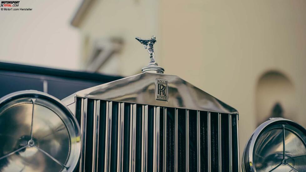 Rolls-Royce Phantom Goldfinger (2024)