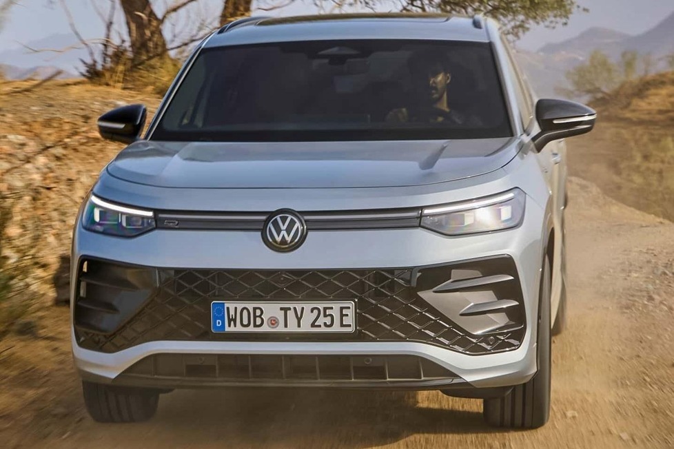 Mit einer Länge von 4,77 Metern ist er mehr als nur eine weitere Tiguan-Version, die mit viel Technik und Platz aufwartet ...