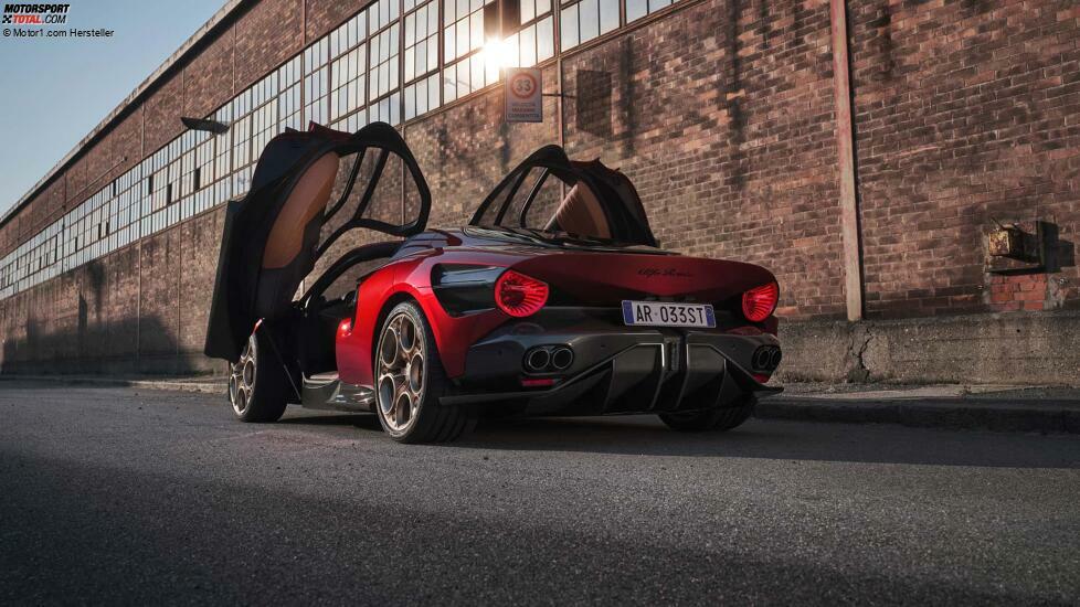 Alfa Romeo 33 Stradale (2023)