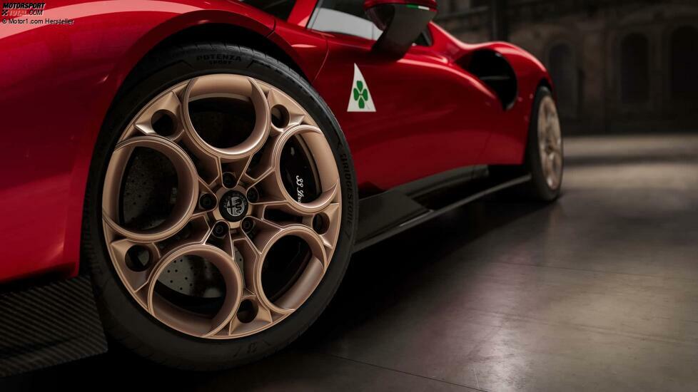 Alfa Romeo 33 Stradale (2023)