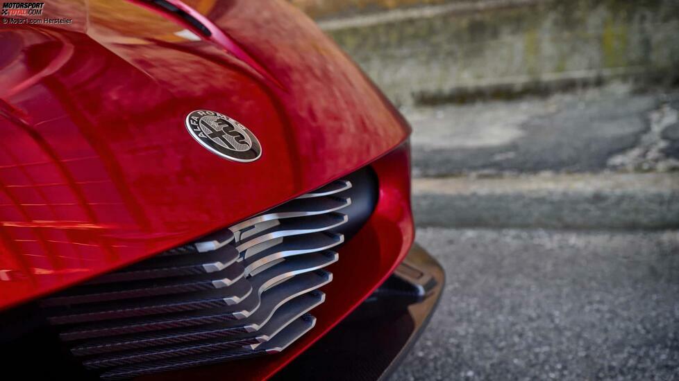 Alfa Romeo 33 Stradale (2023)