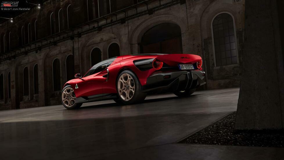 Alfa Romeo 33 Stradale (2023)