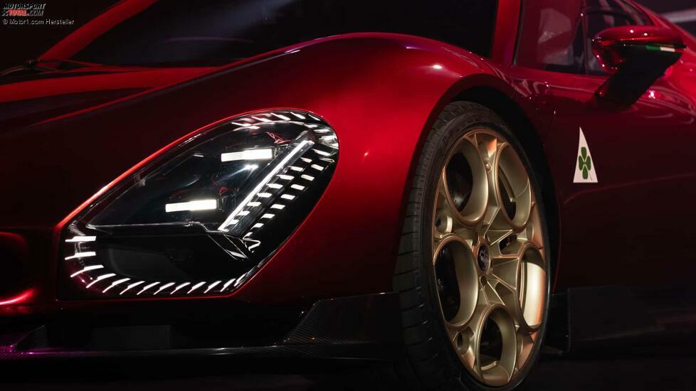 Foto - Alfa Romeo 33 Stradale (2023)