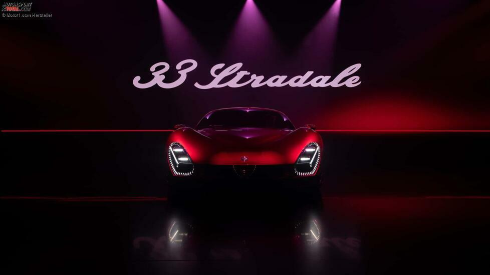Foto - Alfa Romeo 33 Stradale (2023)
