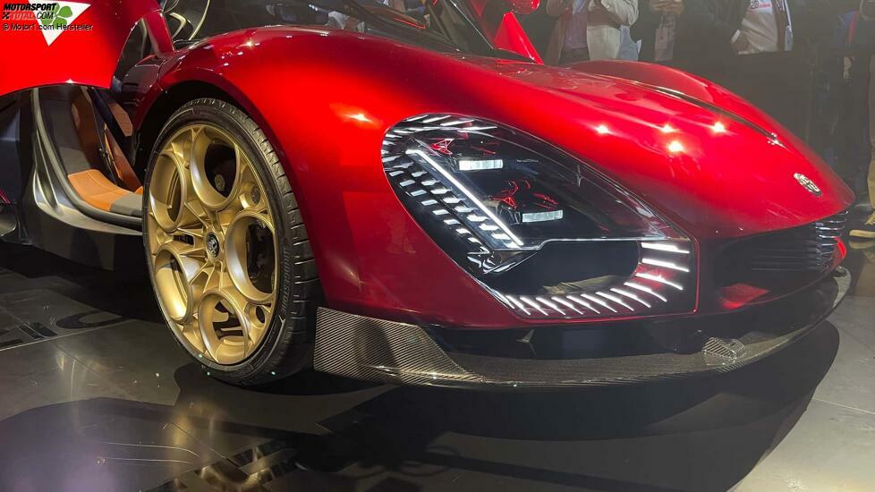 Foto - Alfa Romeo 33 Stradale (2023)