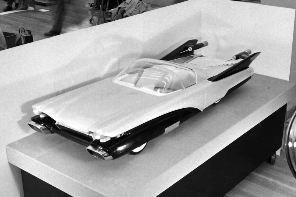 Wie wäre es mit einem von Düsenflugzeugen inspirierten Auto?