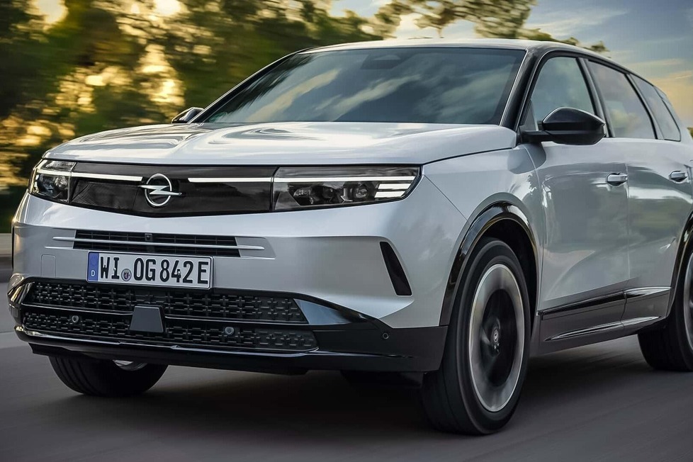 Theoretisch sind 380 Kilometer rein batterieelektrisch machbar