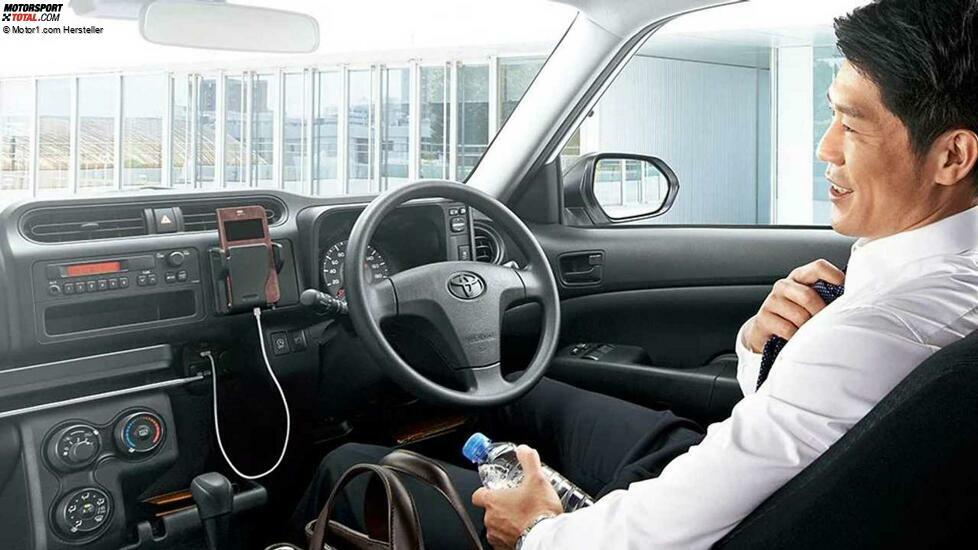 Toyota Probox (2021)
