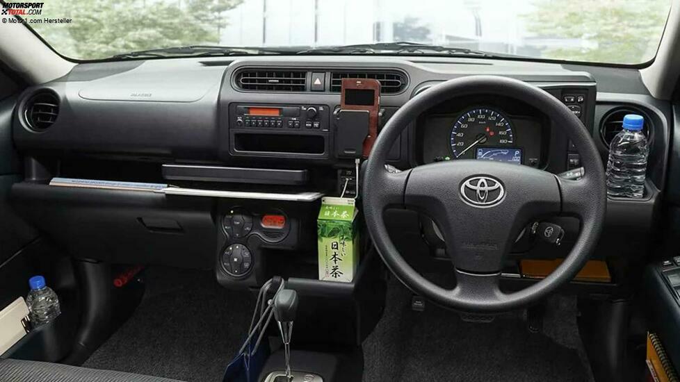 Toyota Probox (2021)