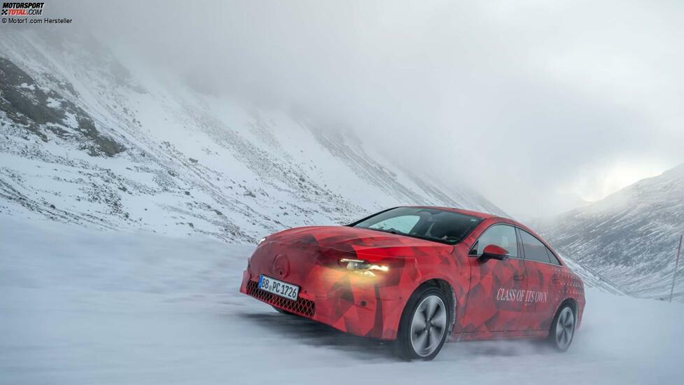 Nuova Mercedes CLA, la prova da passeggero