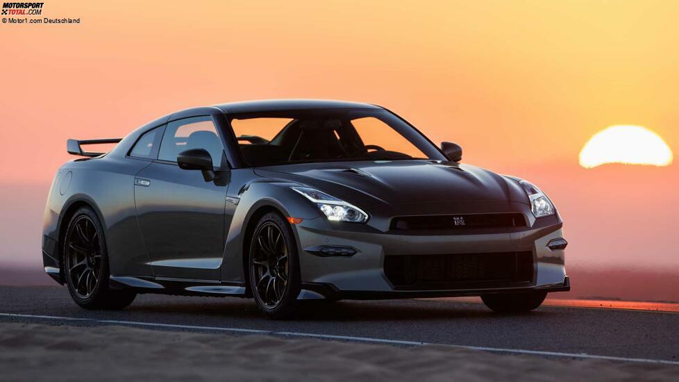 2024 Nissan GT-R T-Spec