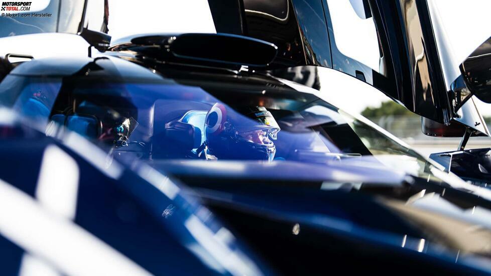 Bugatti Bolide (2025) Racetrack Feeling the Track