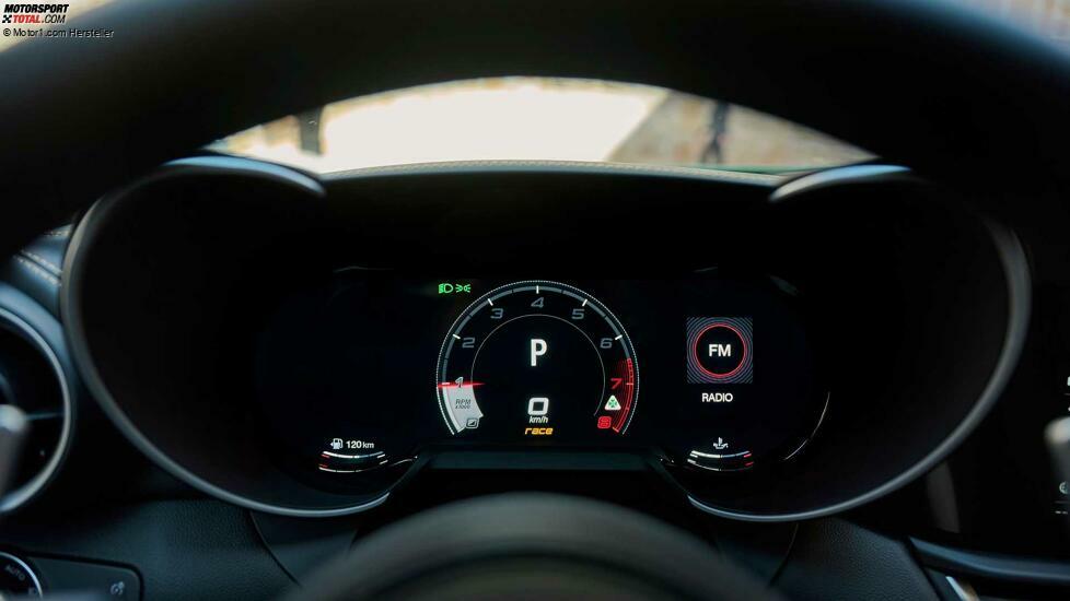Alfa Romeo Stelvio Quadrifoglio 100° Anniversario