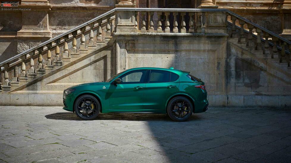 Alfa Romeo Stelvio Quadrifoglio 100° Anniversario