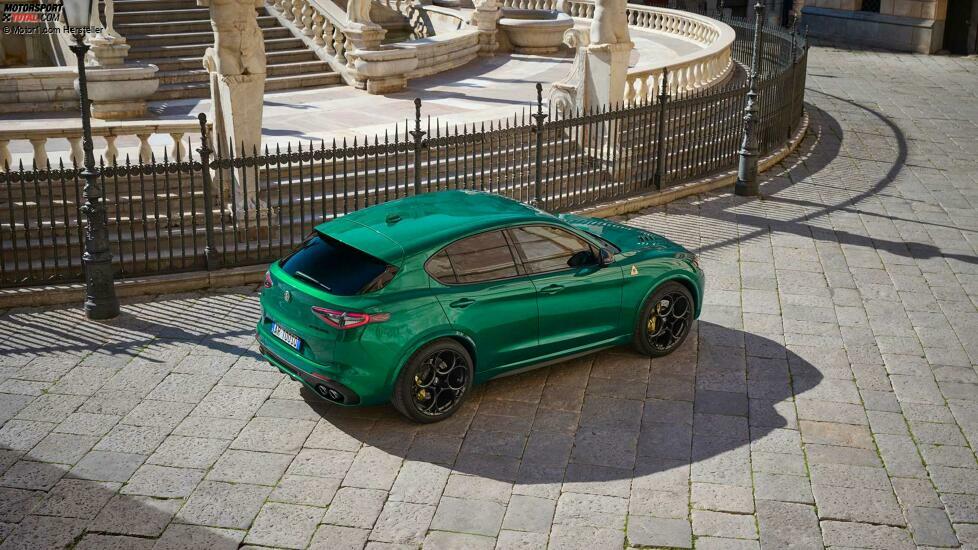 Alfa Romeo Stelvio Quadrifoglio 100° Anniversario
