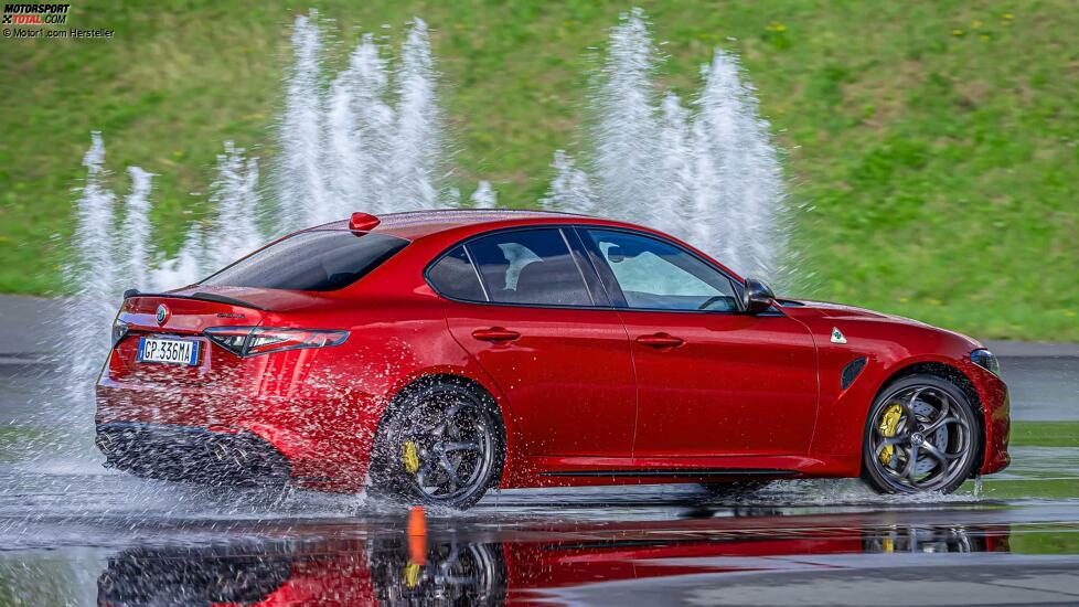 Alfa Romeo Giulia Quadrifoglio (2023) im Test