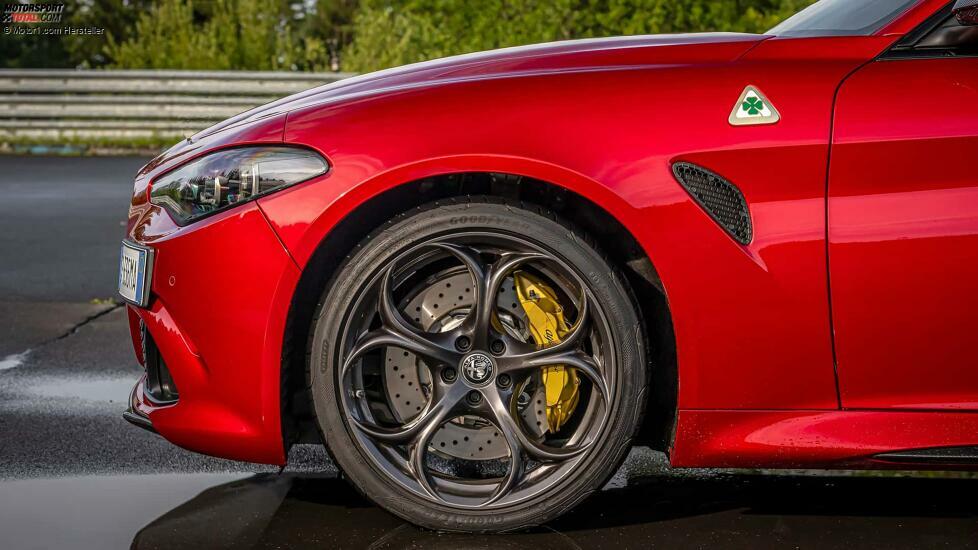 Alfa Romeo Giulia Quadrifoglio (2023) im Test