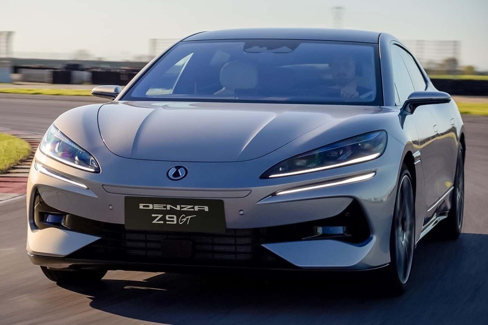 Den Anfang machen zwei Modelle, der Shooting Brake Z9 GT und der Van D9: Um deren Design kümmert sich ein bekannter Name aus Europa
