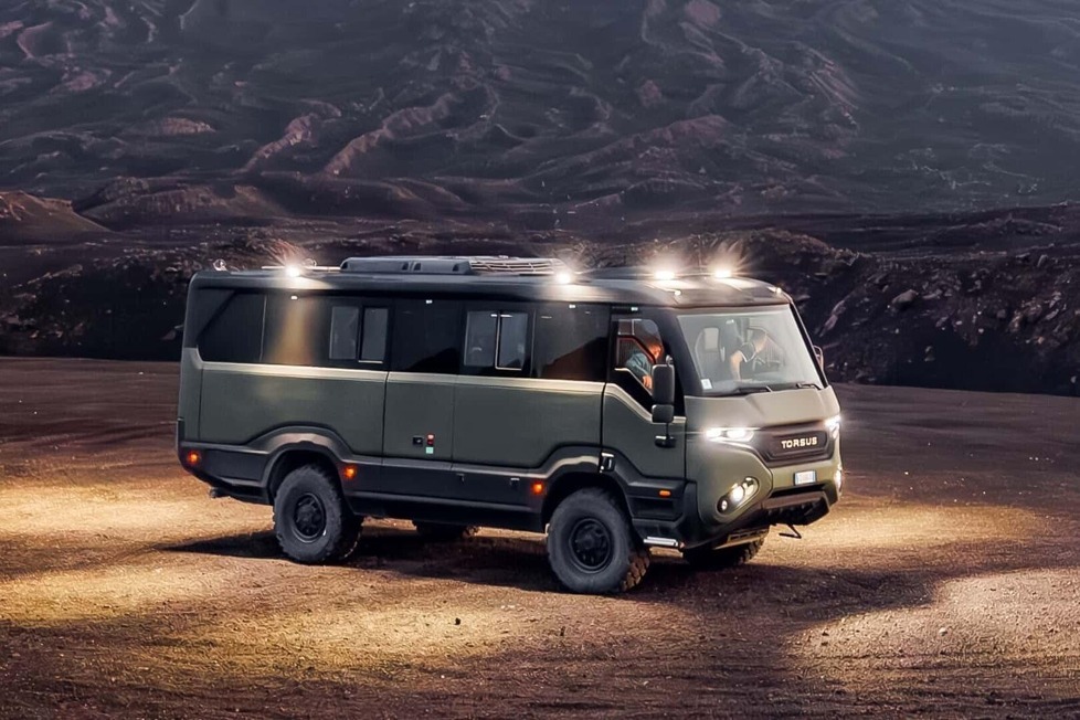 Offroad-Liner mit MAN-Technik und vollintegriertem Wohnkomfort