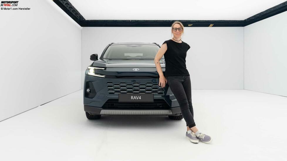 Toyota RAV4 (2025)
