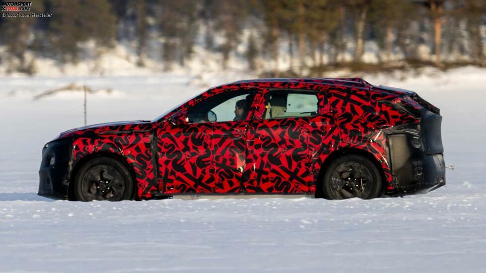 Alfa Romeo Stelvio (2025) offizielle Bilder der Wintererprobung