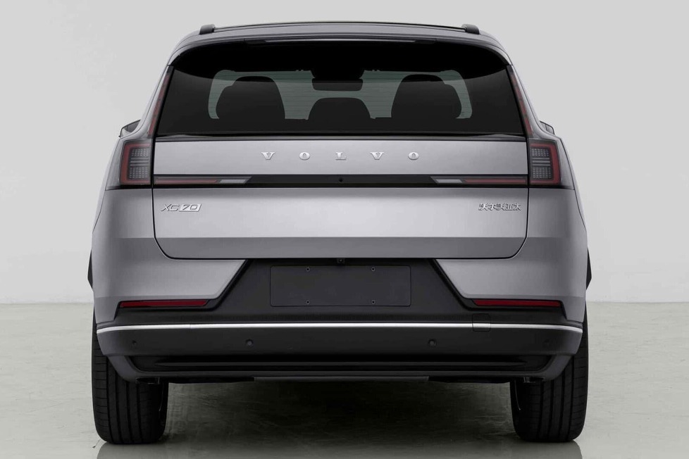 Große Reichweite und SUV-Kleid. Die ersten Details zum Schweden sind aufgetaucht