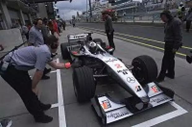 David Coulthard auf dem Nürburgring im Vohrjahr Titel-Bild zur News: David Coulthard auf dem Nürburgring im Vohrjahr