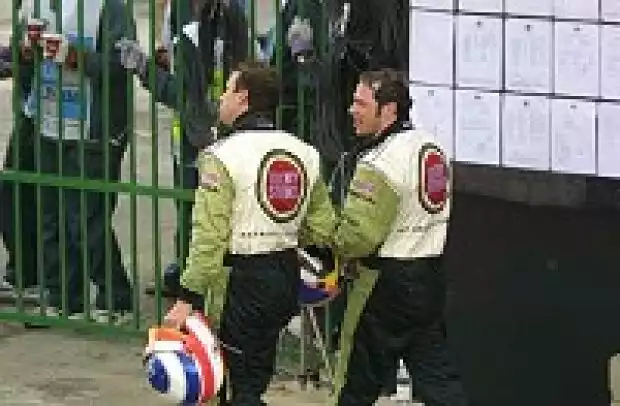 Olivier Panis und Jacques Villeneuve Titel-Bild zur News: Olivier Panis und Jacques Villeneuve