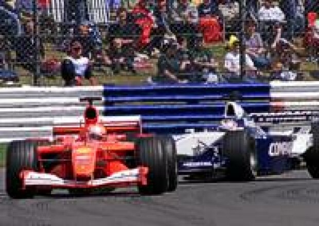 Titel-Bild zur News: Schumacher vor Montoya