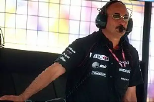Bobby Rahal (Jaguar Racing) Titel-Bild zur News: Bobby Rahal (Jaguar Racing)