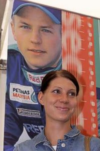 Titel-Bild zur News: Räikkönens Freundin Hanna