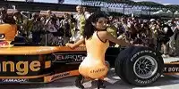 Arrows A22 in der Boxengasse