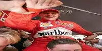 Bild zum Inhalt: Ganz Italien liegt "Schumi" zu Füßen