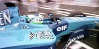 Giancarlo Fisichella bei der Ausfahrt aus der Garage