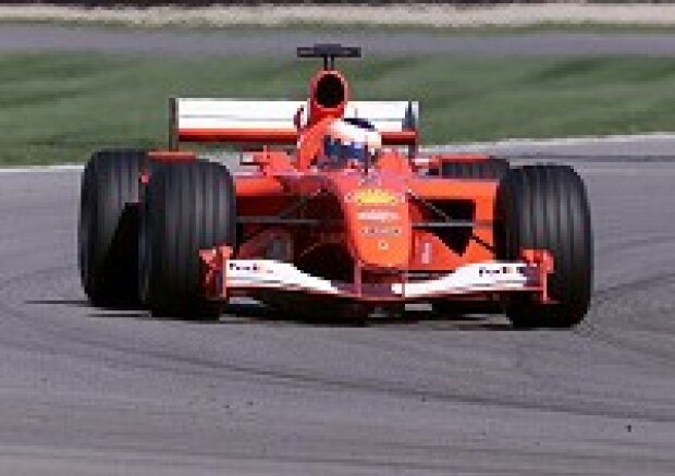 Titel-Bild zur News: Rubens Barrichello im F2001