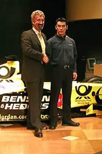 Takuma Sato und sein Teamchef Eddie Jordan Titel-Bild zur News: Takuma Sato und sein Teamchef Eddie Jordan