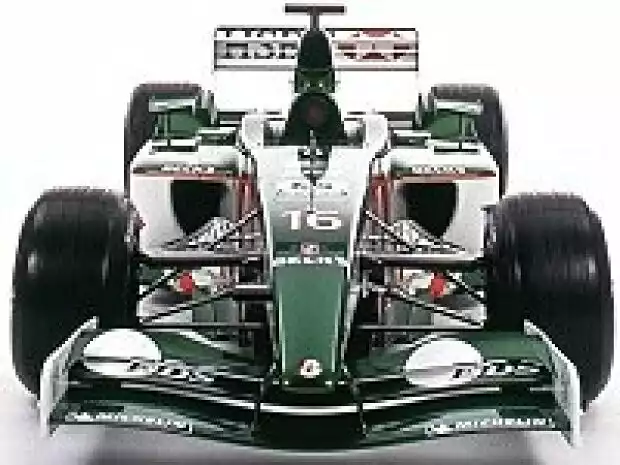 Jaguar R3 Titel-Bild zur News: Jaguar R3