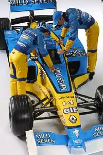 Titel-Bild zur News: Trulli und Button