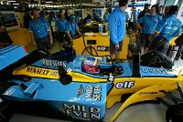 Jenson Button (Renault) Titel-Bild zur News: Jenson Button (Renault)