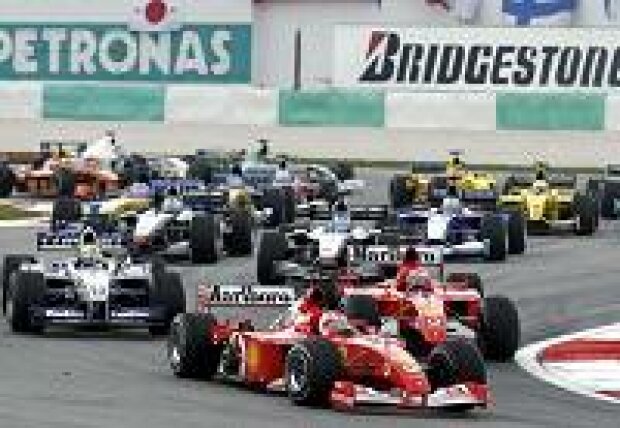 Titel-Bild zur News: Start zum Malaysia-GP 2002
