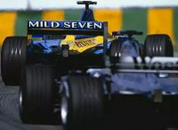 Renault, McLaren-Mercedes Titel-Bild zur News: Renault, McLaren-Mercedes