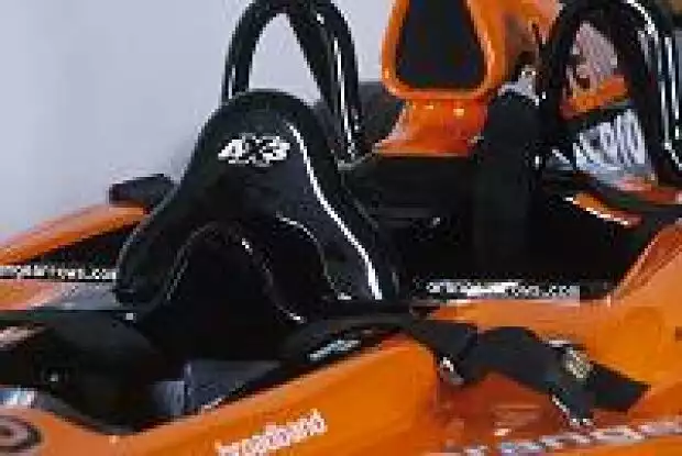Titel-Bild zur News: Arrows AX3