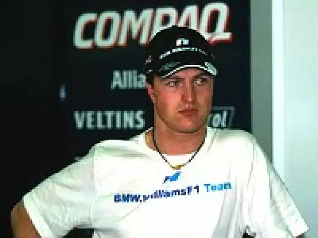 Titel-Bild zur News: Ralf Schumacher in der Garage des BMW-WilliamsF1 Teams