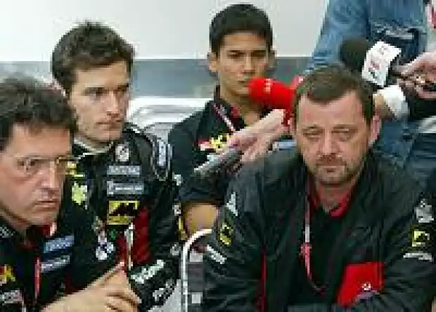 Titel-Bild zur News: Webber, Yoong, Stoddart