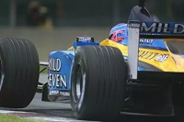 Jenson Button (Renault) Titel-Bild zur News: Jenson Button (Renault)