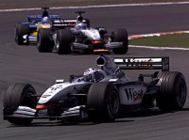 Titel-Bild zur News: Coulthard, Räikkönen, Button