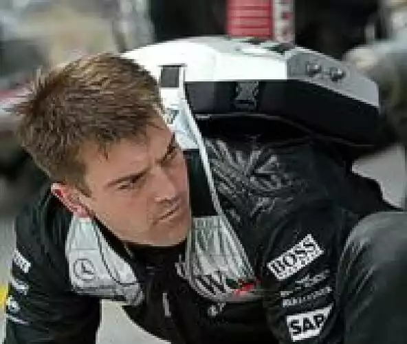 McLaren-Mechaniker Titel-Bild zur News: McLaren-Mechaniker