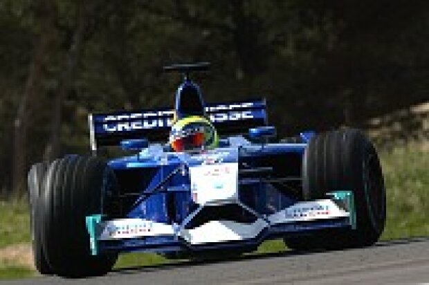 Titel-Bild zur News: Felipe Massa im Sauber C21 auf Zeitenjagd