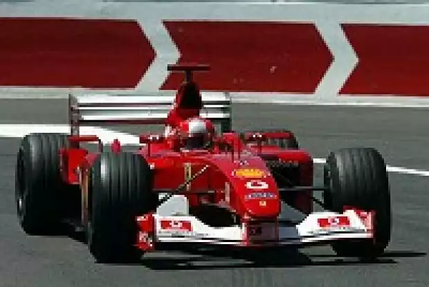 Michael Schumacher im F2002 Titel-Bild zur News: Michael Schumacher im F2002