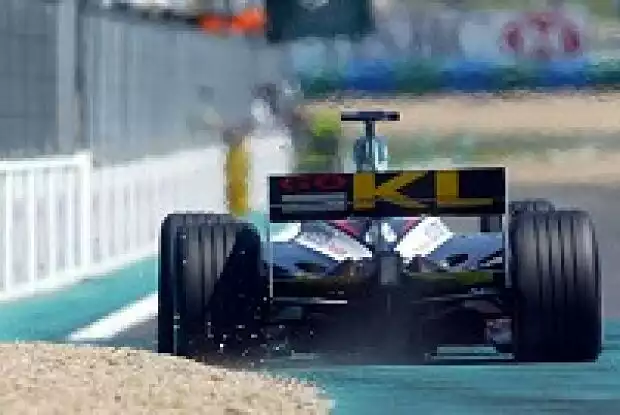 Minardi PS02 aus der Heckansicht Titel-Bild zur News: Minardi PS02 aus der Heckansicht